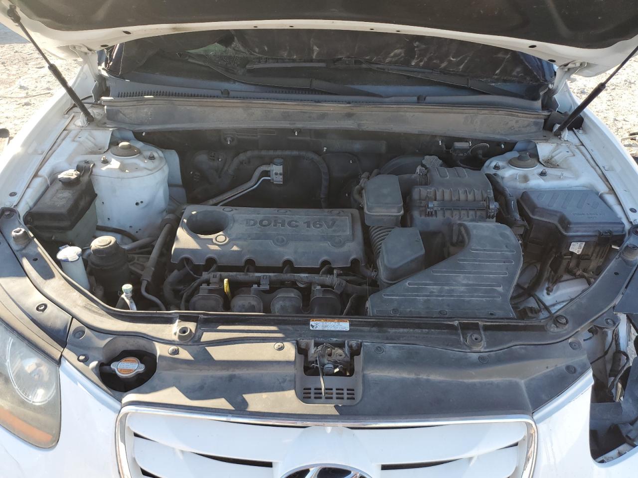 2011 Hyundai Santa Fe - Image 13