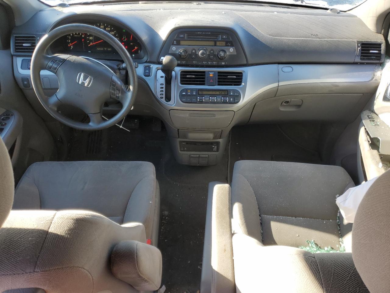 2010 Honda Odyssey - Image 8