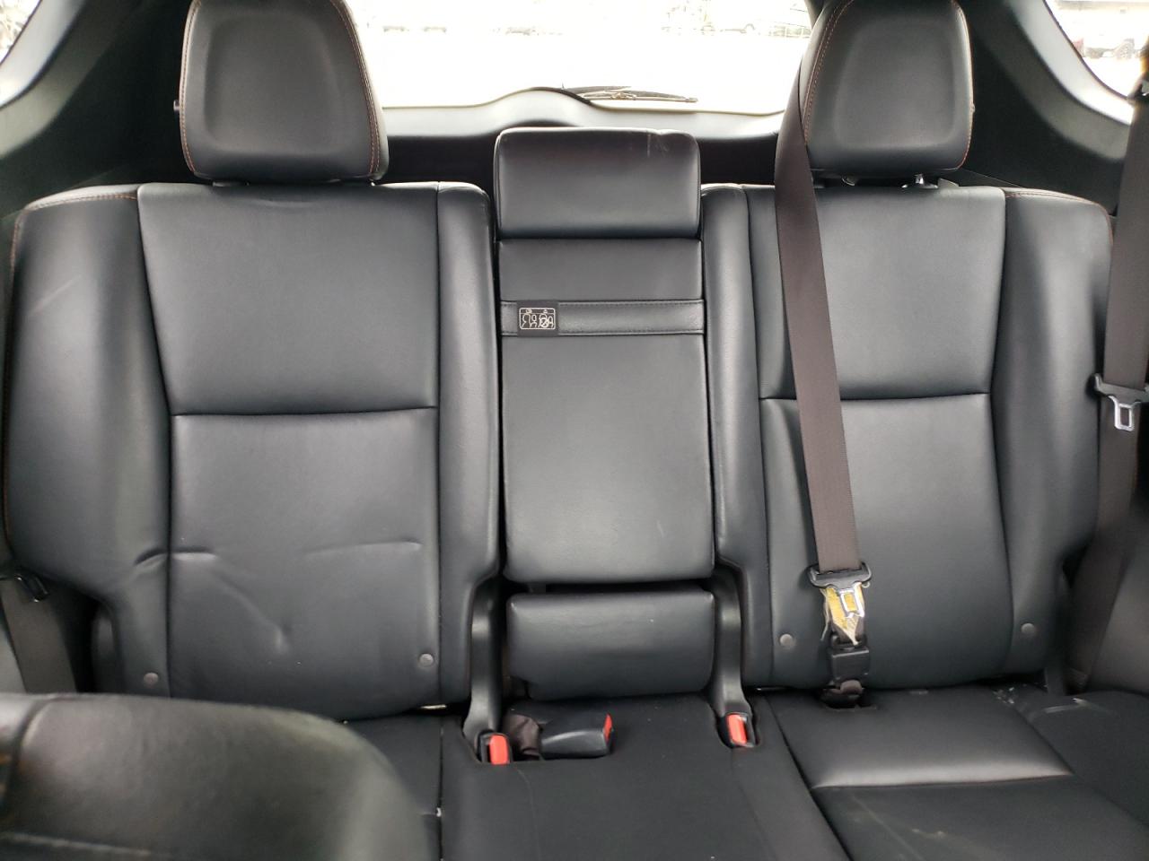 2018 Toyota RAV 4 - Image 10