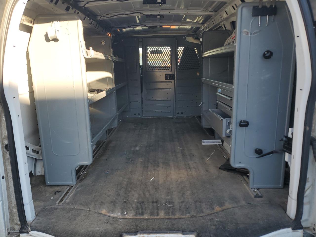 2019 Chevrolet Express G2500 VIN: 1GCWGAFP4K1143305 Lot: 88410405