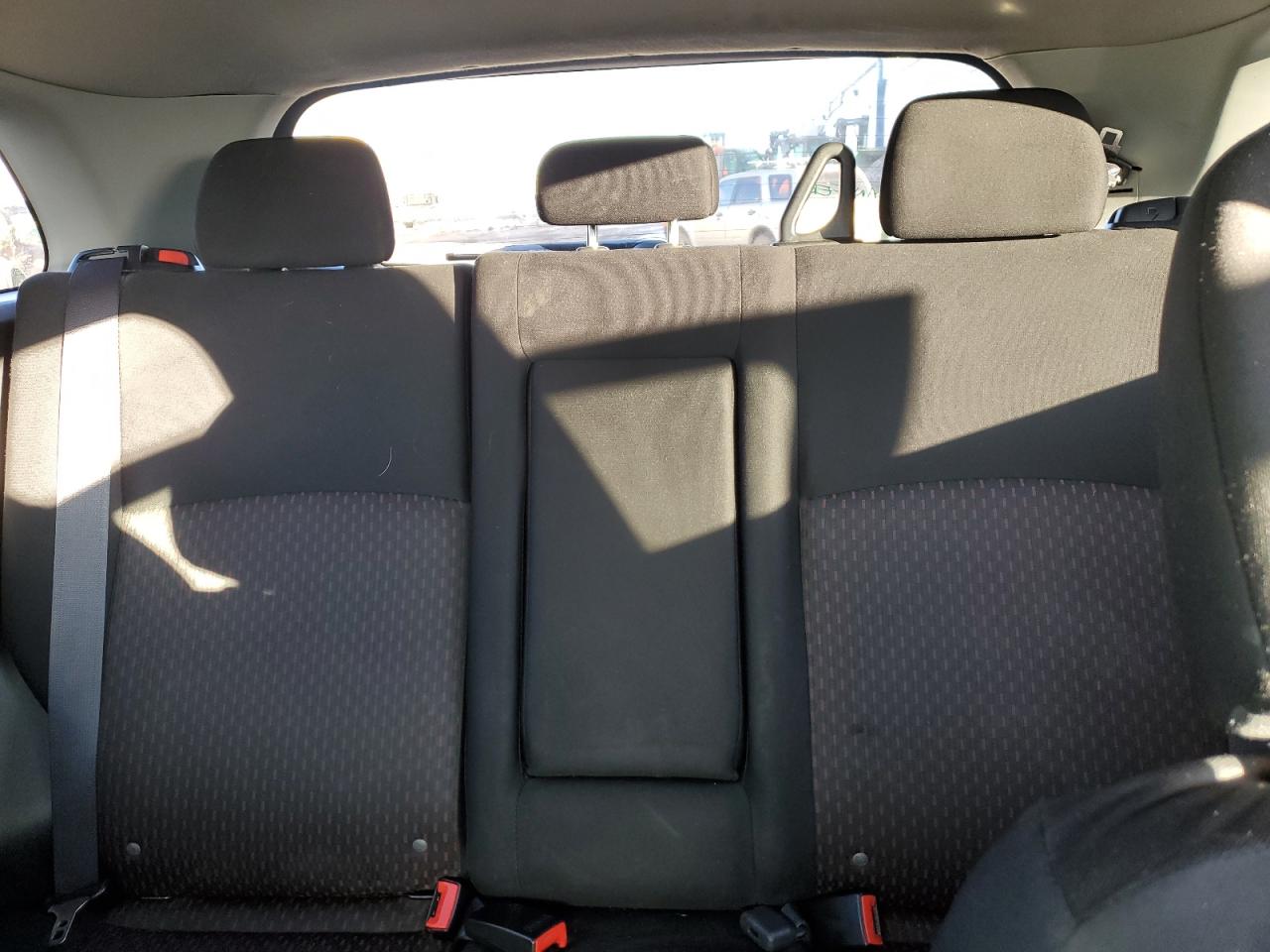 2018 Mitsubishi Outlander - Image 10