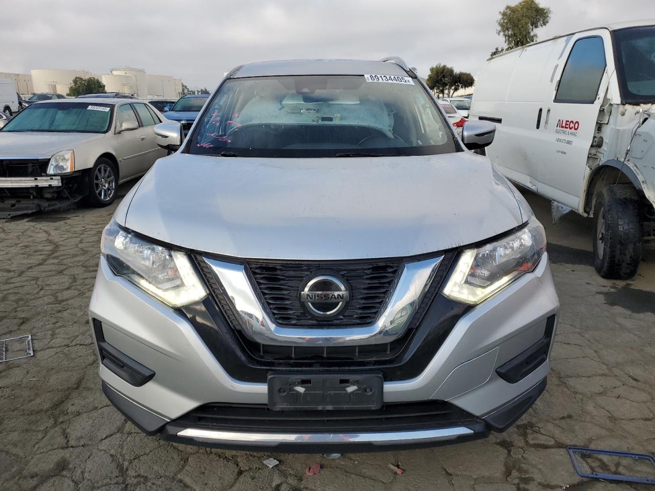 2020 Nissan Rogue - Image 5