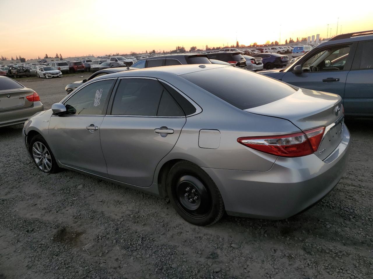 2015 Toyota Camry - Image 2