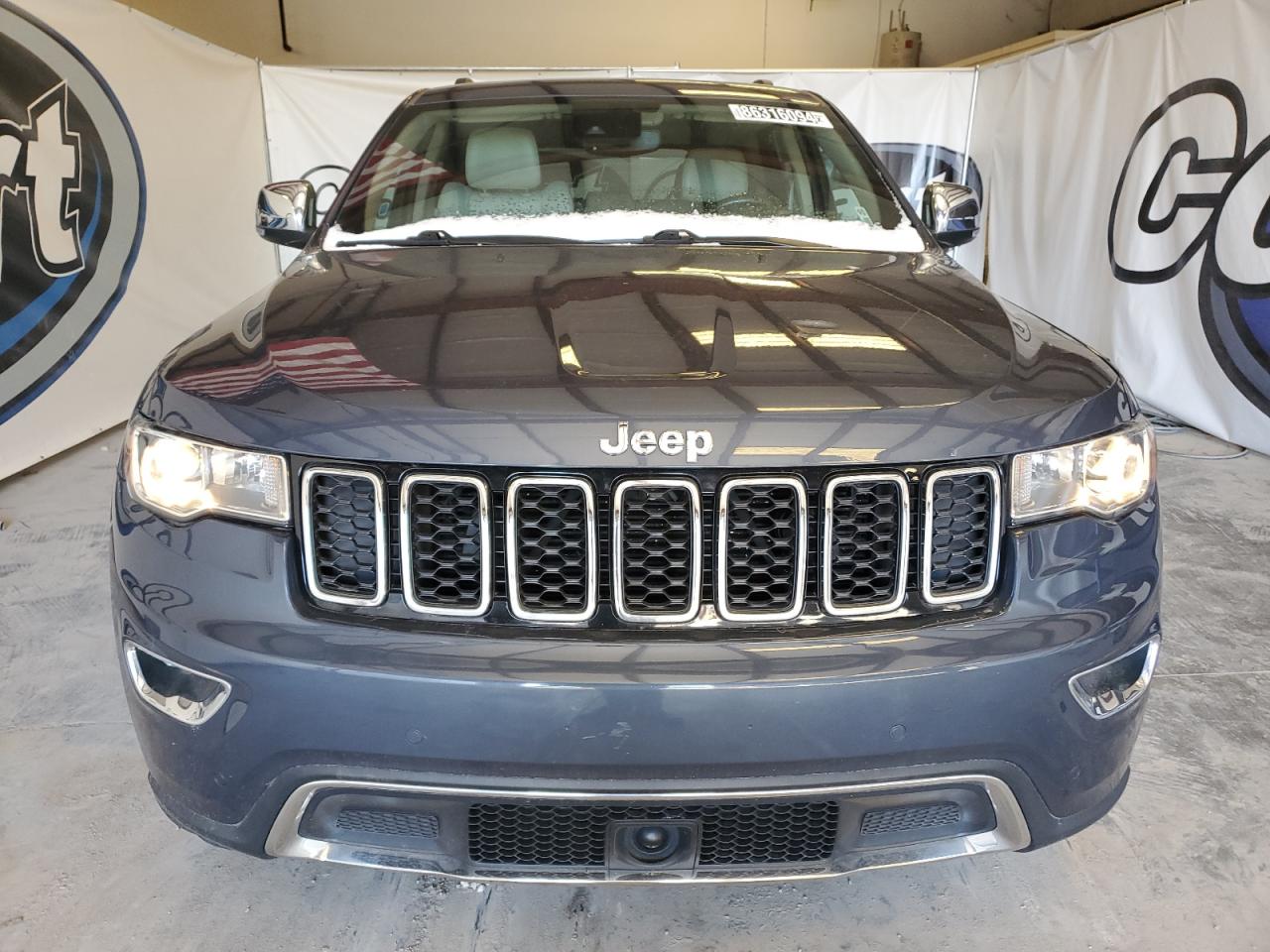 2020 Jeep Grand Cherokee - Image 5