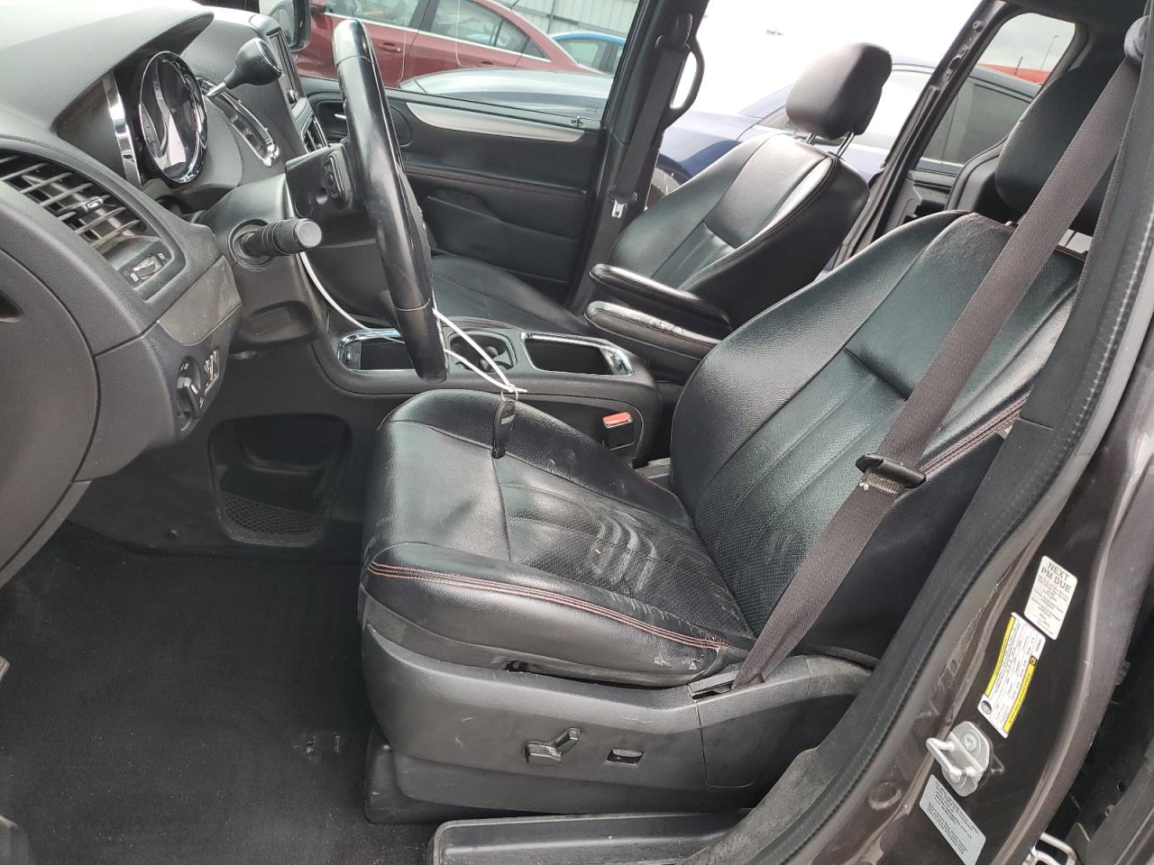 2017 Dodge Caravan - Image 7