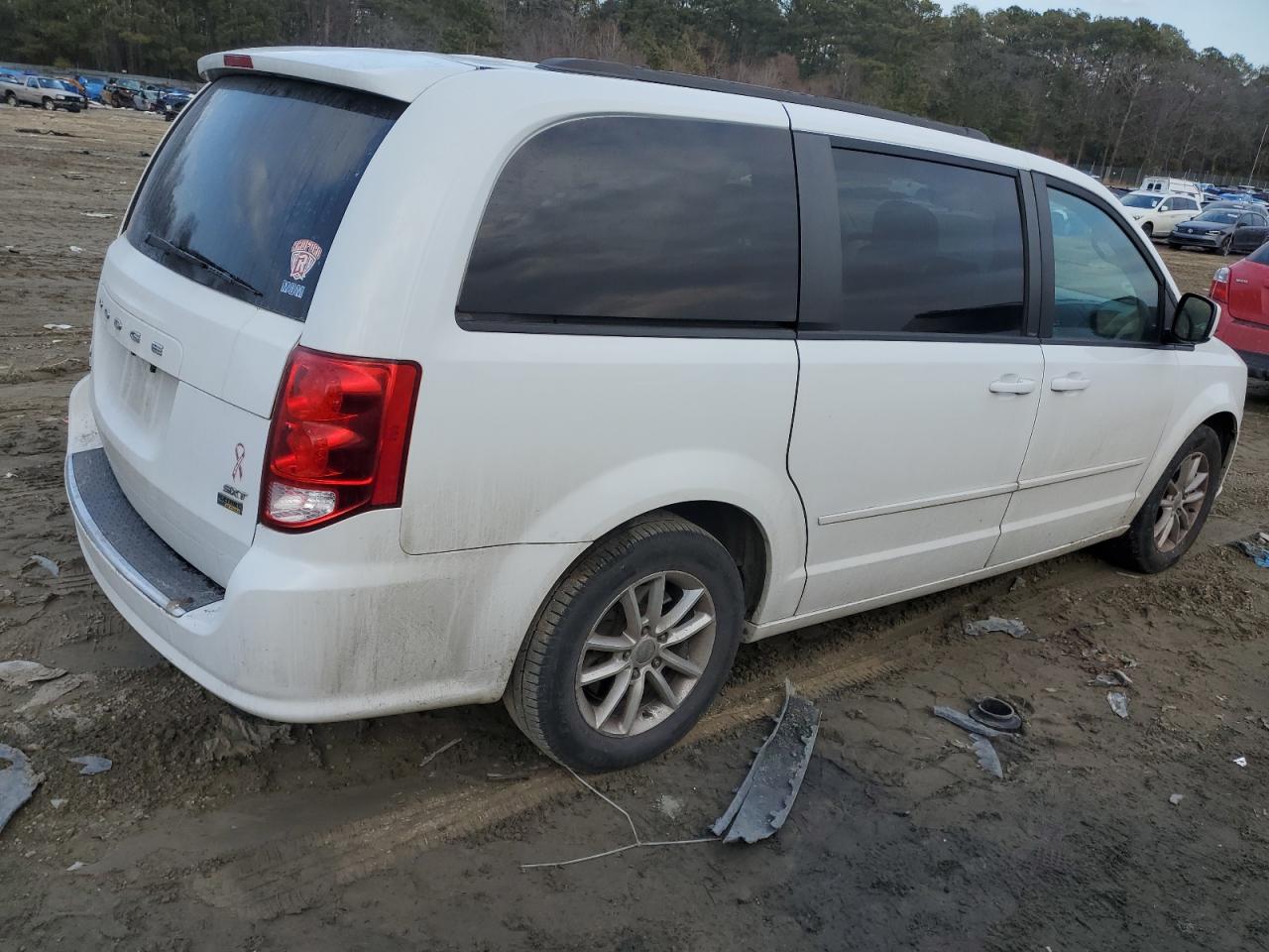 2014 Dodge Caravan - Image 3