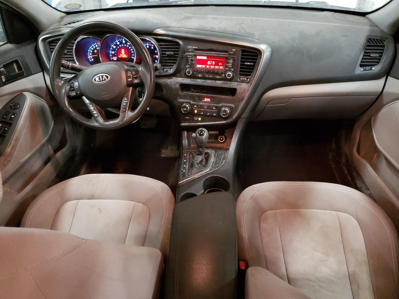 2011 Kia Optima - Image 8