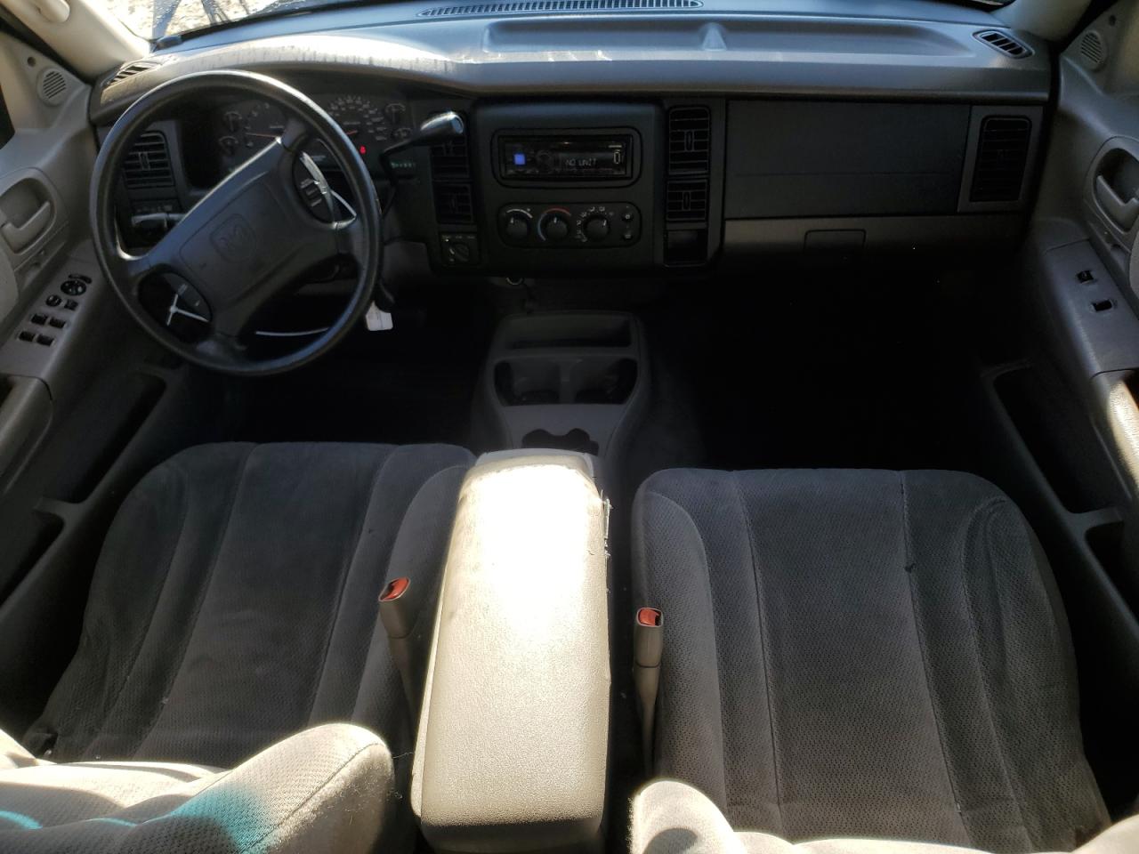 2004 Dodge Dakota - Image 8
