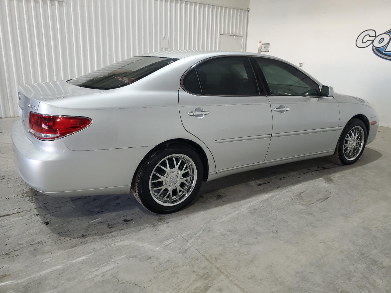 2005 Lexus ES - Image 3