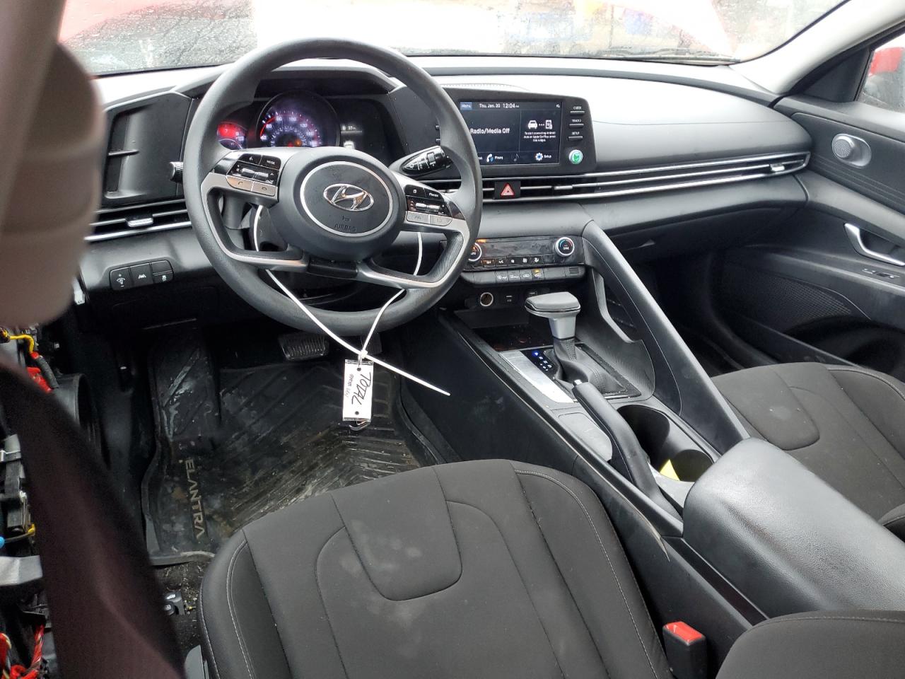 2023 Hyundai Elantra - Image 8