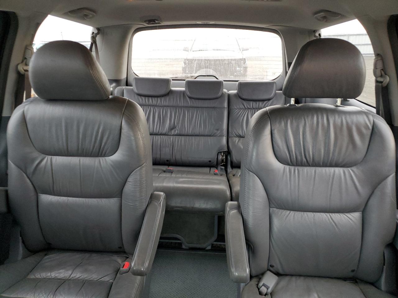 2006 Honda Odyssey - Image 10