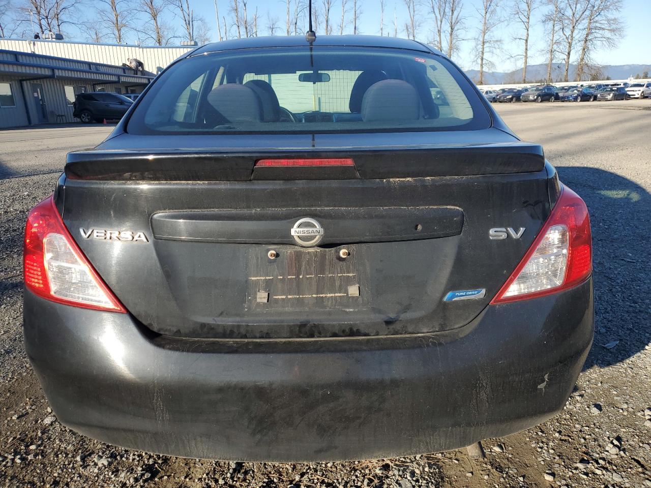 2014 Nissan Versa - Image 6