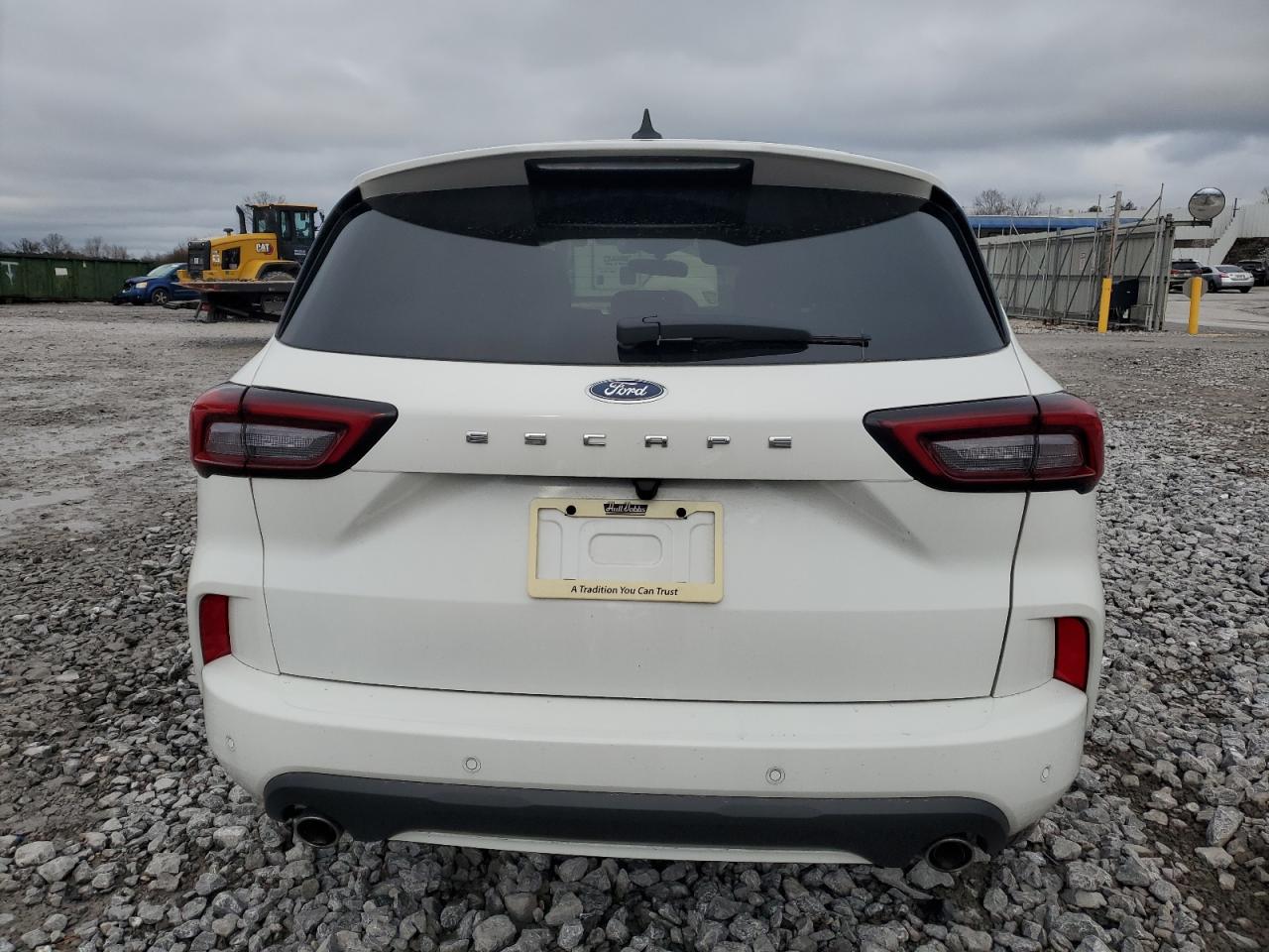 2023 Ford Escape - Image 6