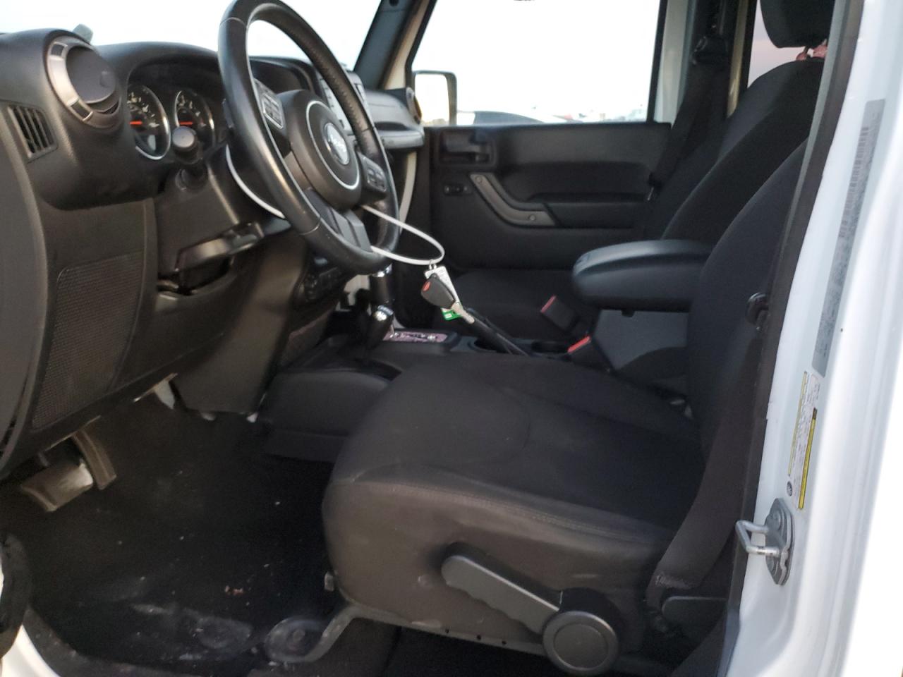 2017 Jeep Wrangler - Image 7