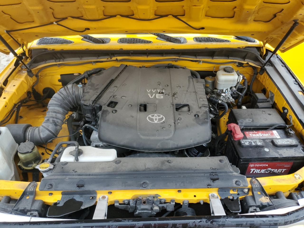 2008 Toyota FJ Cruiser - Image 11