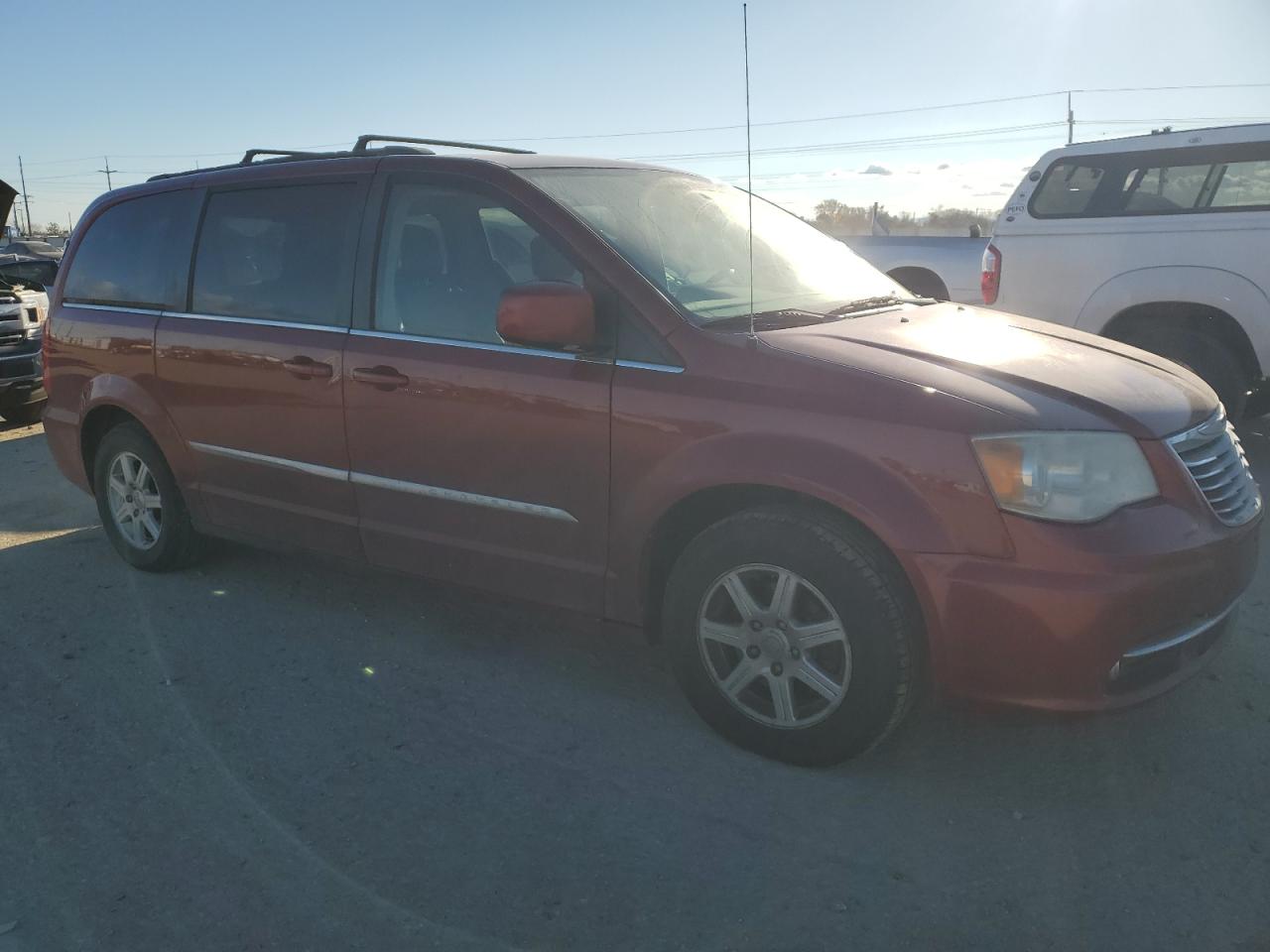 2012 Chrysler Town & Country - Image 4