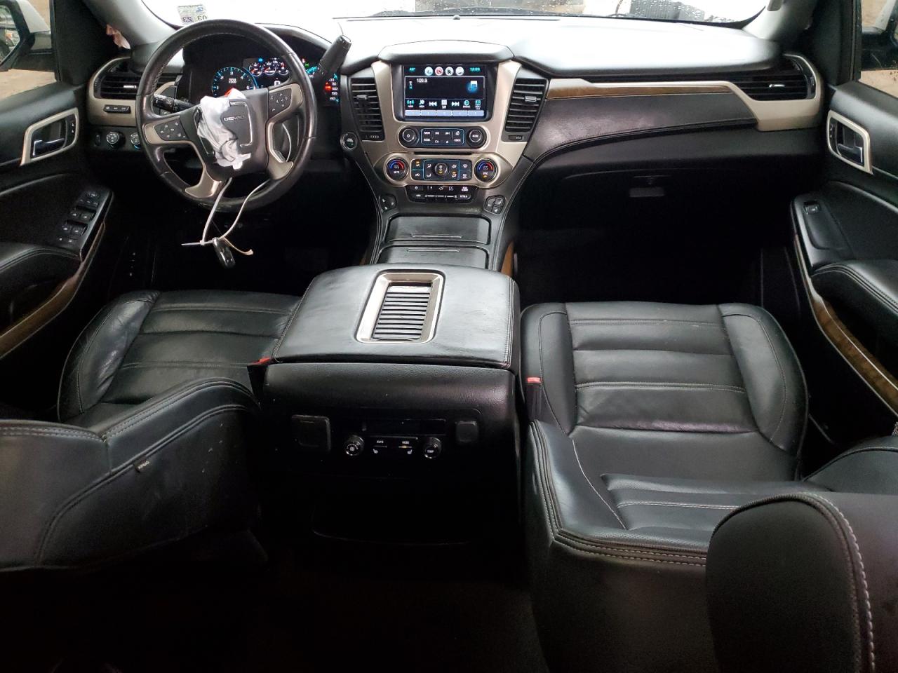 2018 GMC Yukon - Image 8