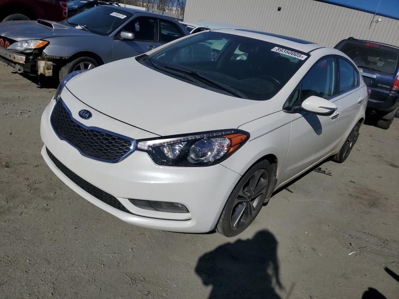 VIN KNAFZ4A80G5553401 2016 KIA FORTE no.1