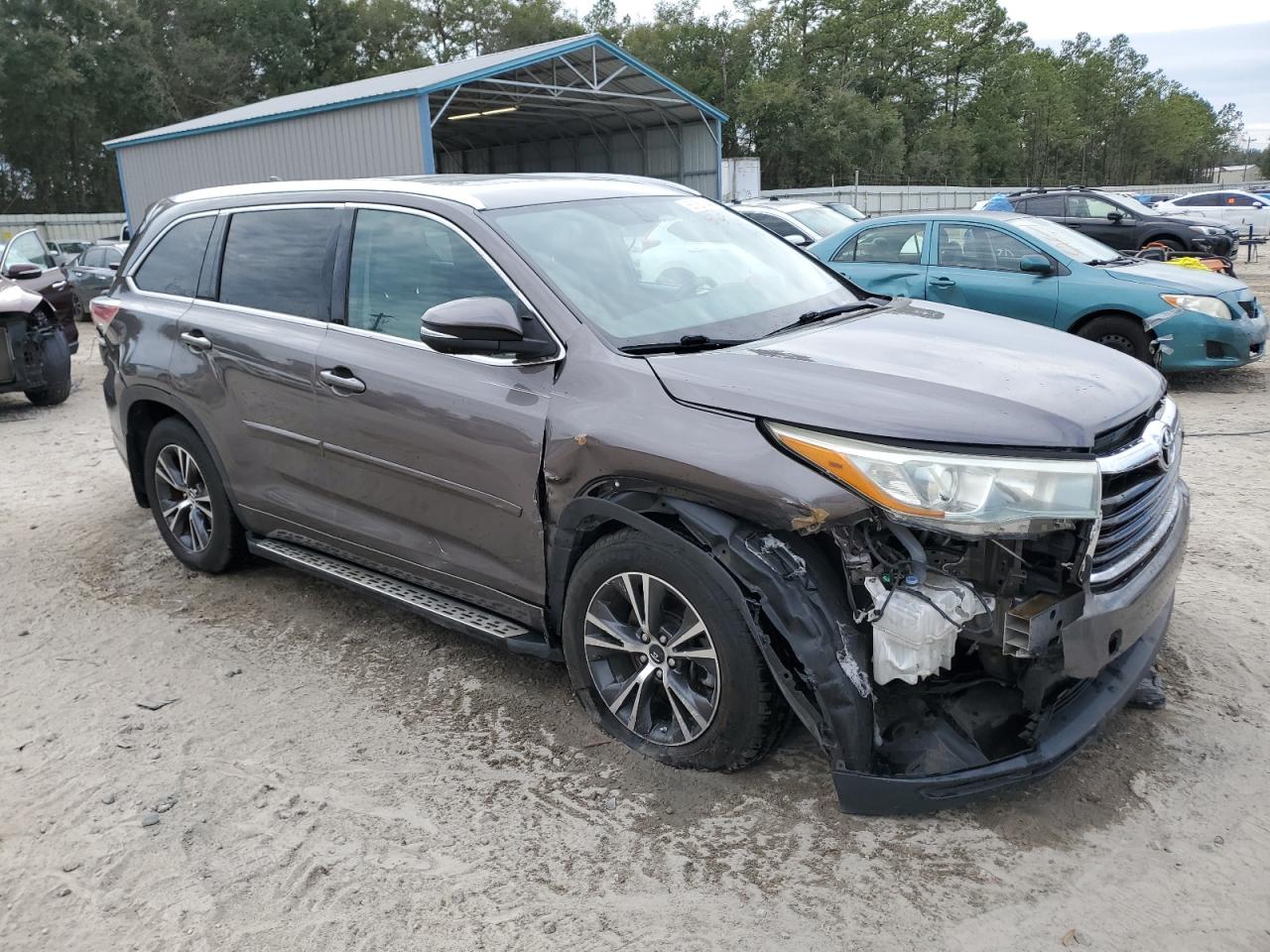 VIN 5TDKKRFH5GS149693 2016 TOYOTA HIGHLANDER no.4