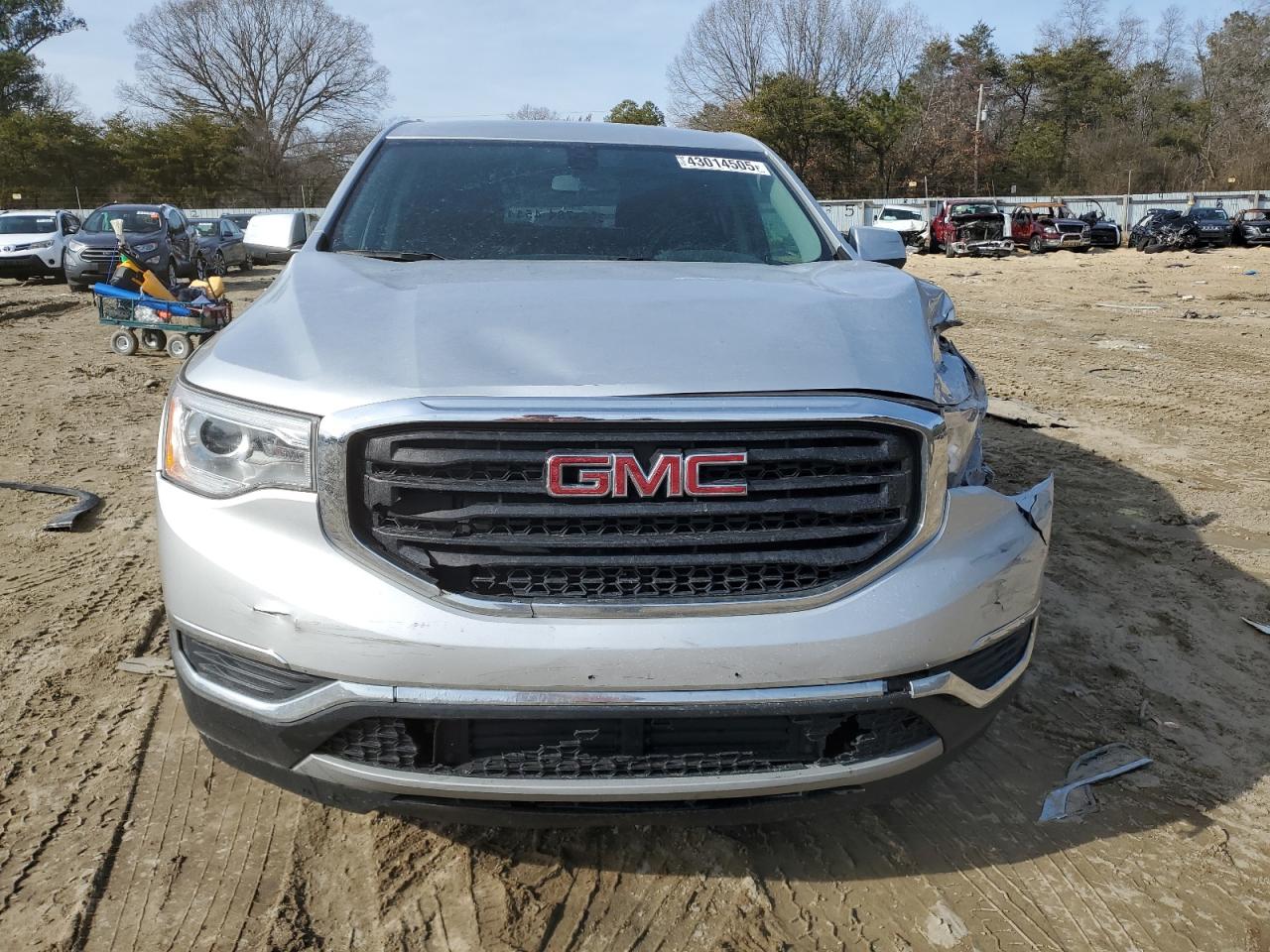 2017 GMC Acadia - Image 5