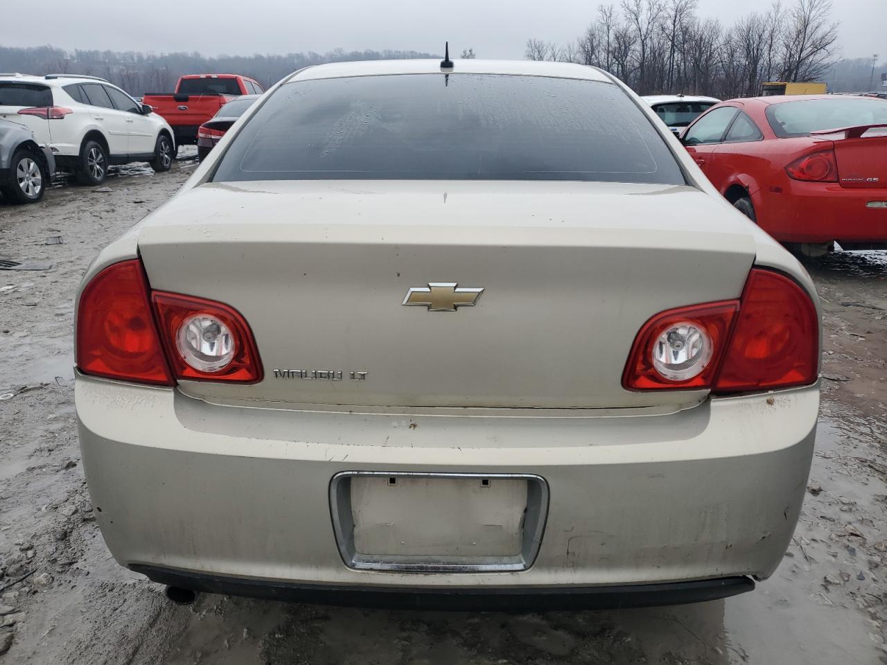 2011 Chevrolet Malibu - Image 6