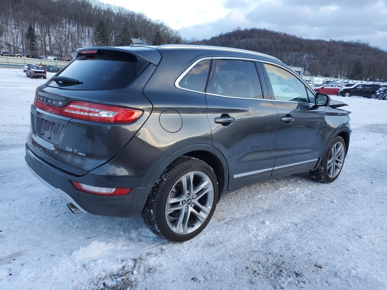 VIN 5LMCJ3D92HUL70092 2017 LINCOLN MKC no.3