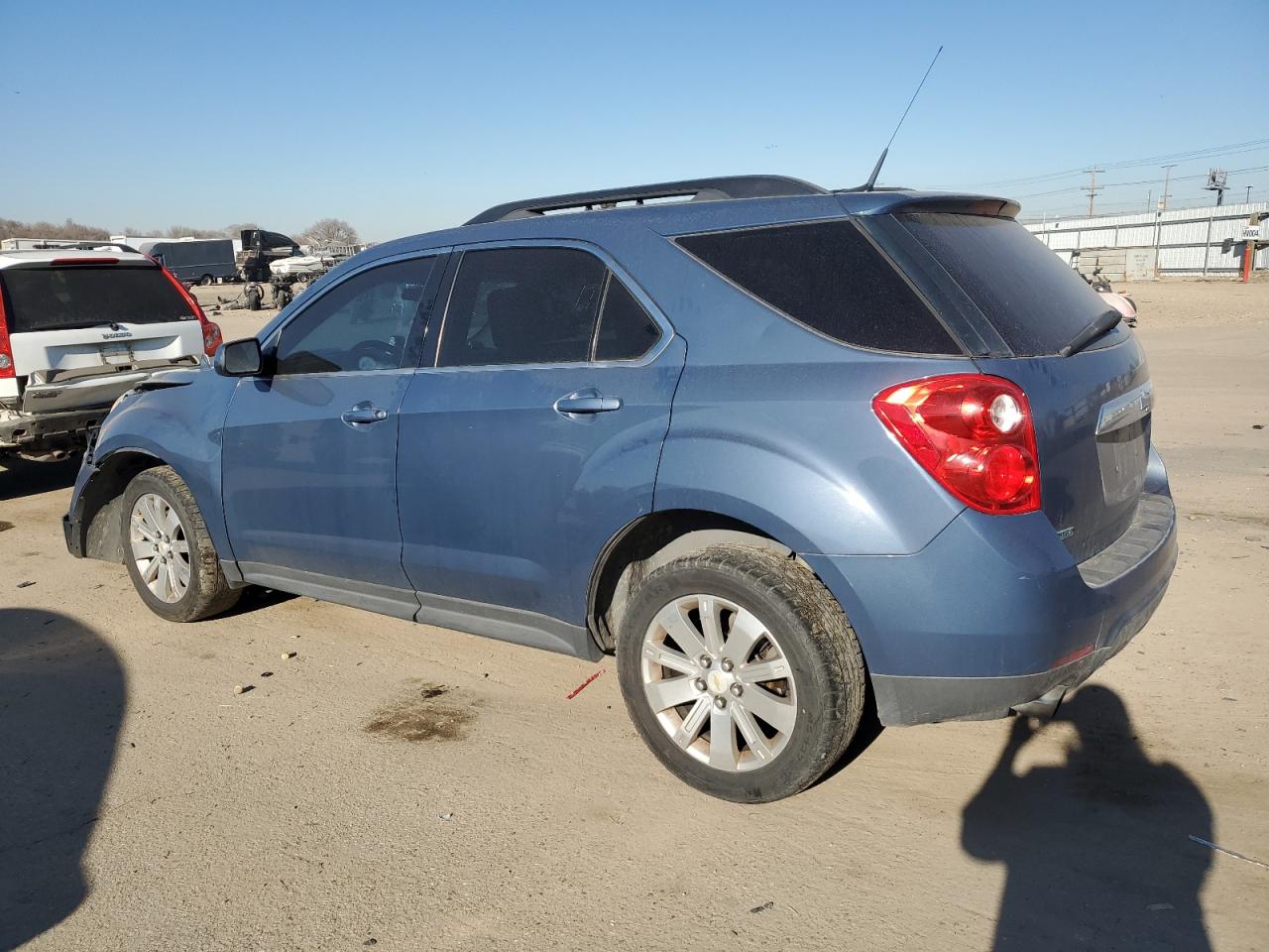 2011 Chevrolet Equinox - Image 2