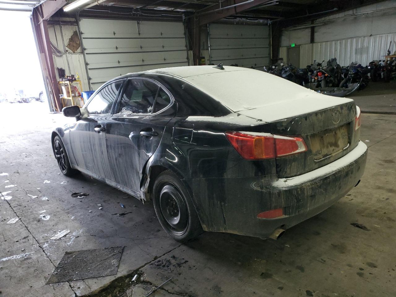 2010 Lexus IS - Image 2