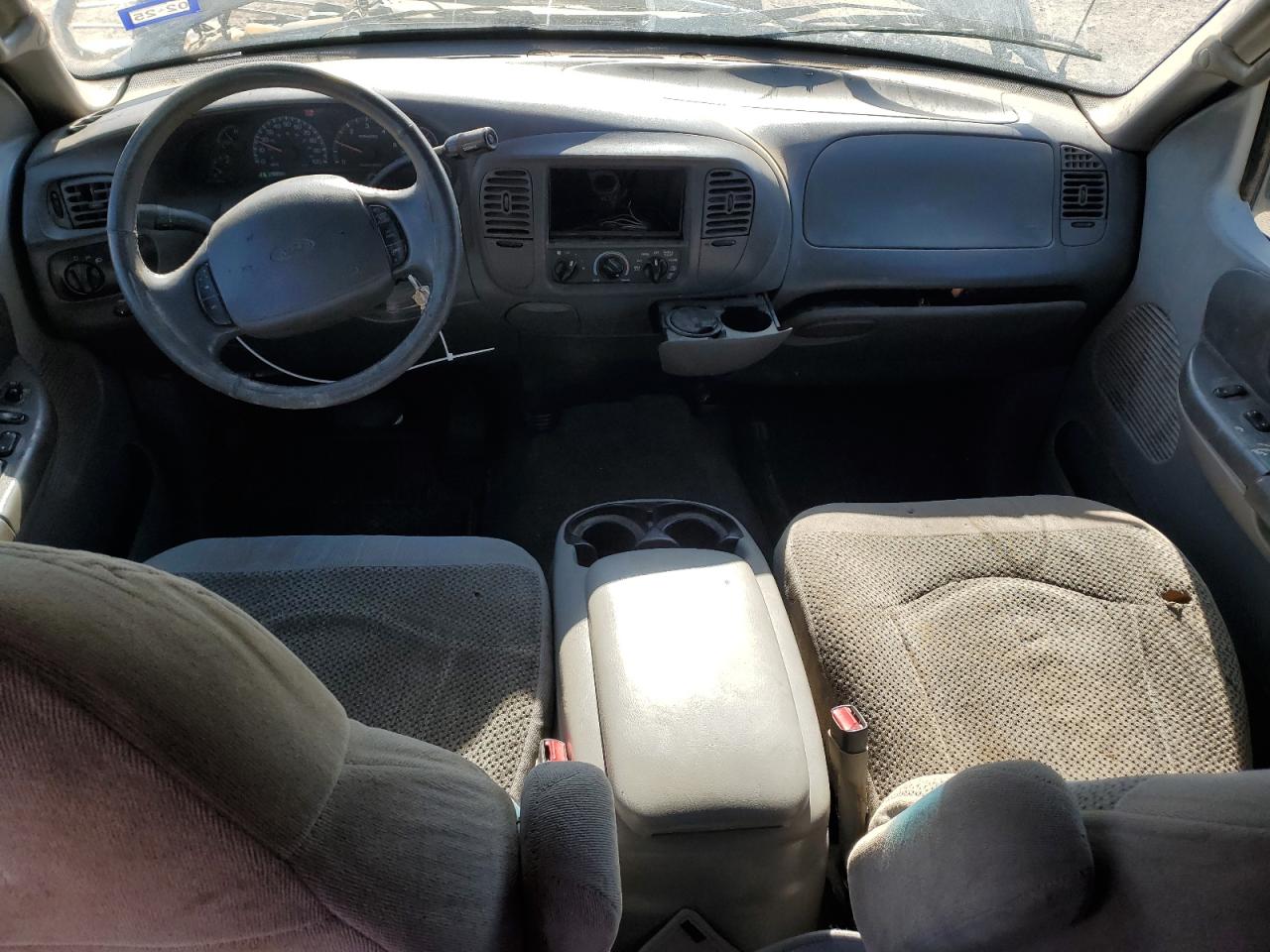 2001 Ford F-150 - Image 8