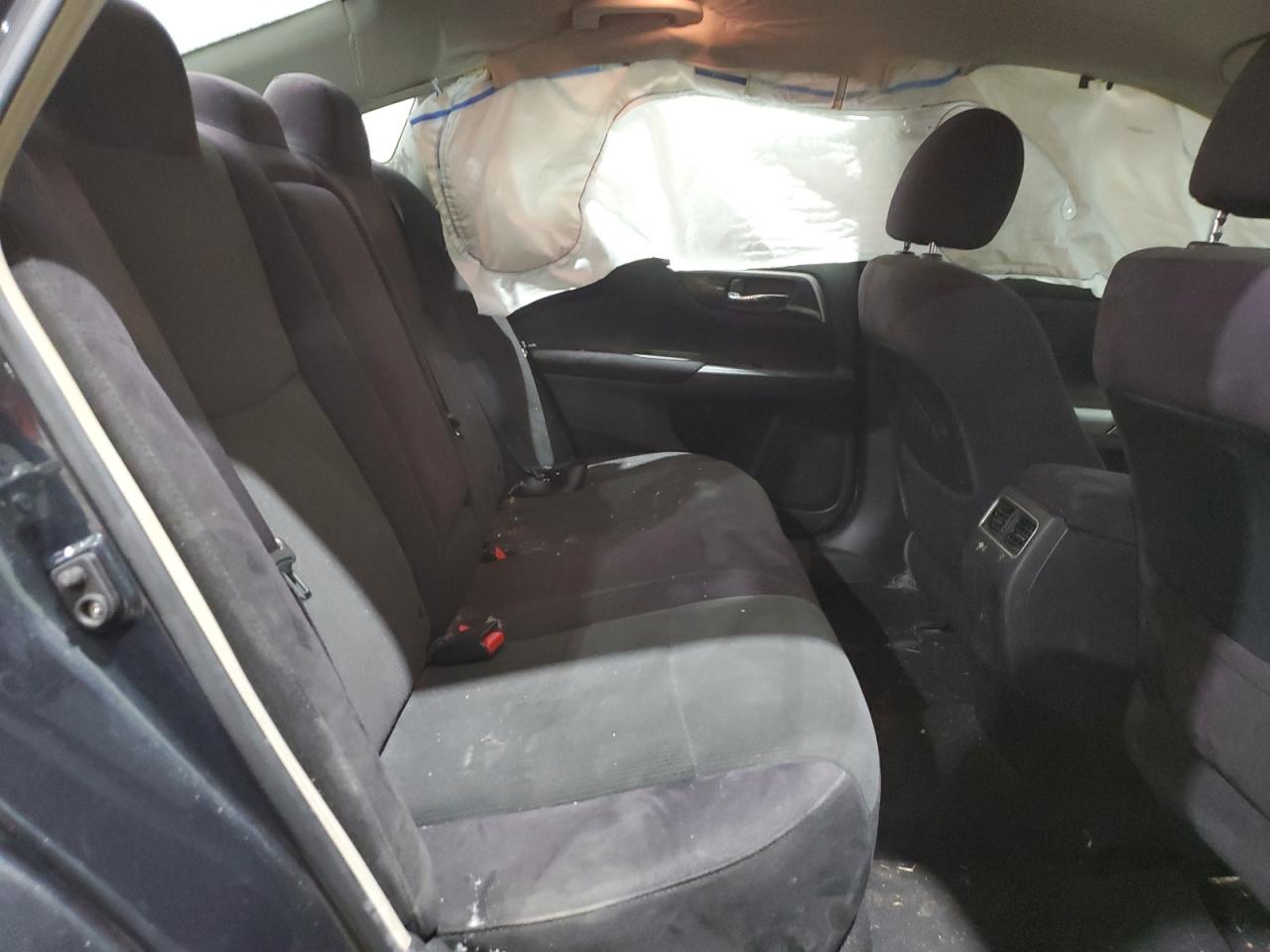 2013 Nissan Altima - Image 10