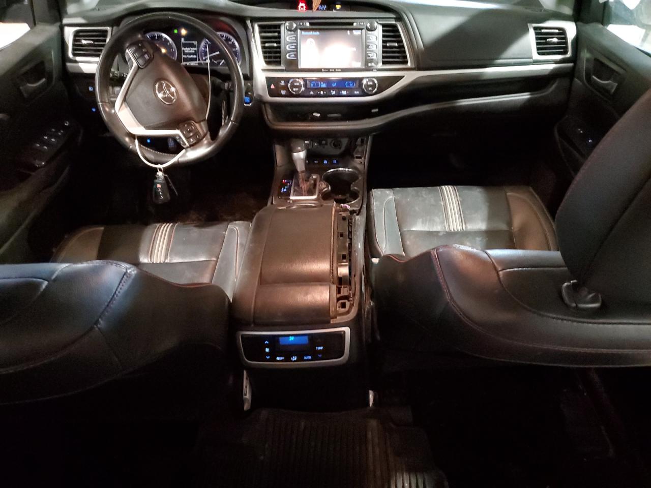 2019 Toyota Highlander - Image 8