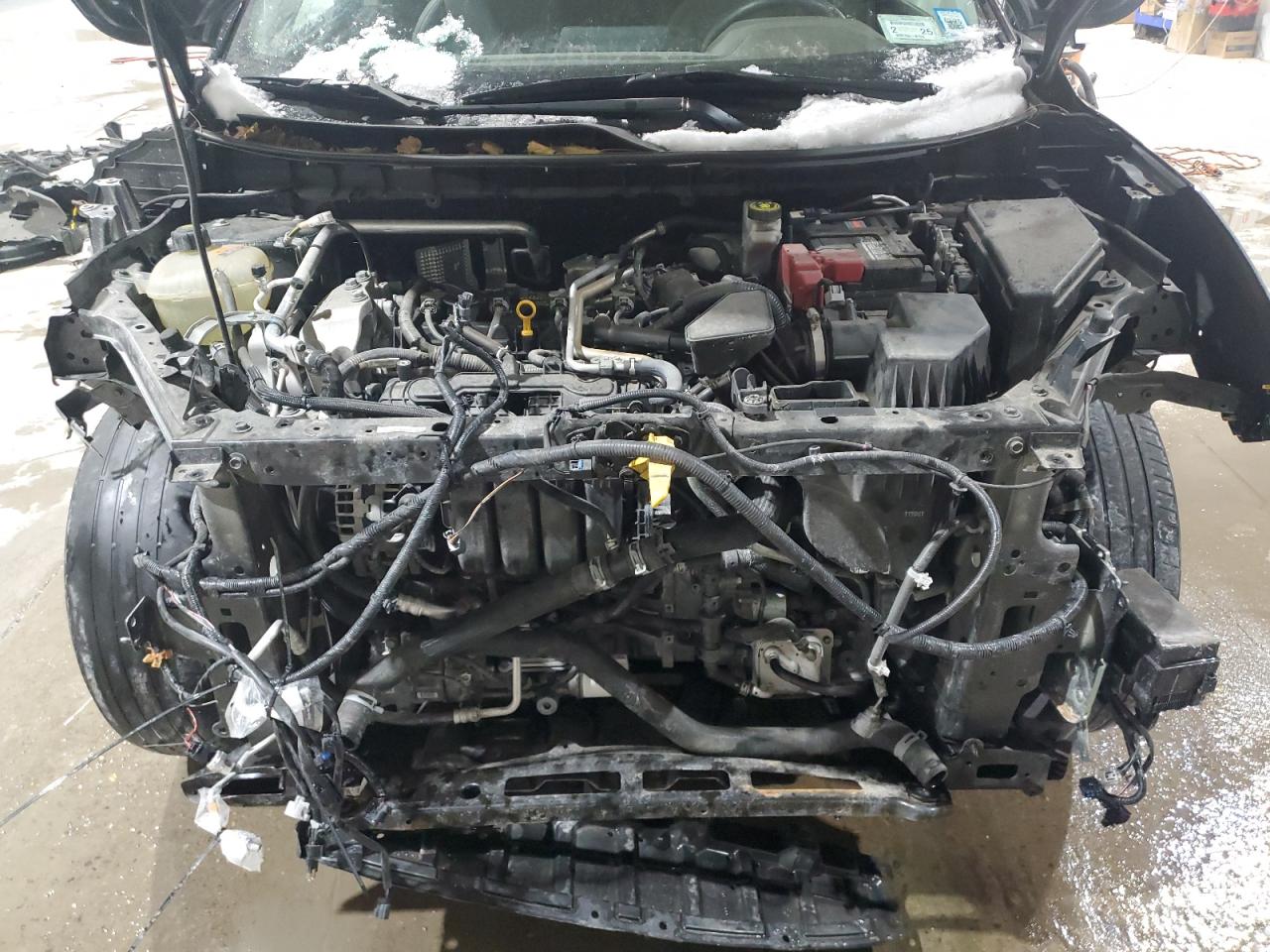 2021 Nissan Rogue - Image 12