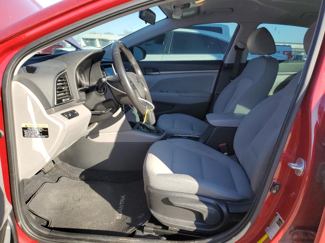 2017 Hyundai Elantra - Image 7