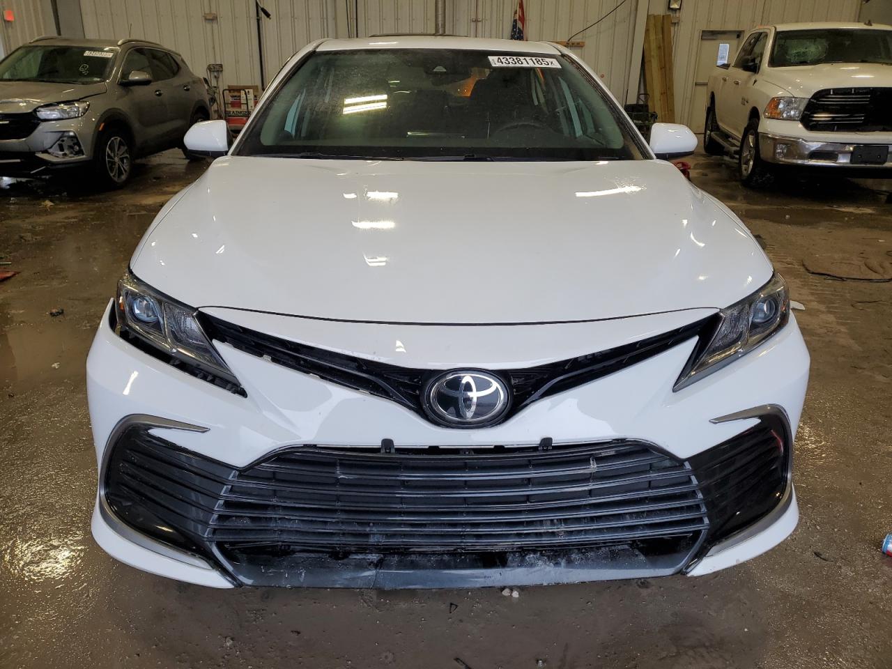 2021 Toyota Camry - Image 5