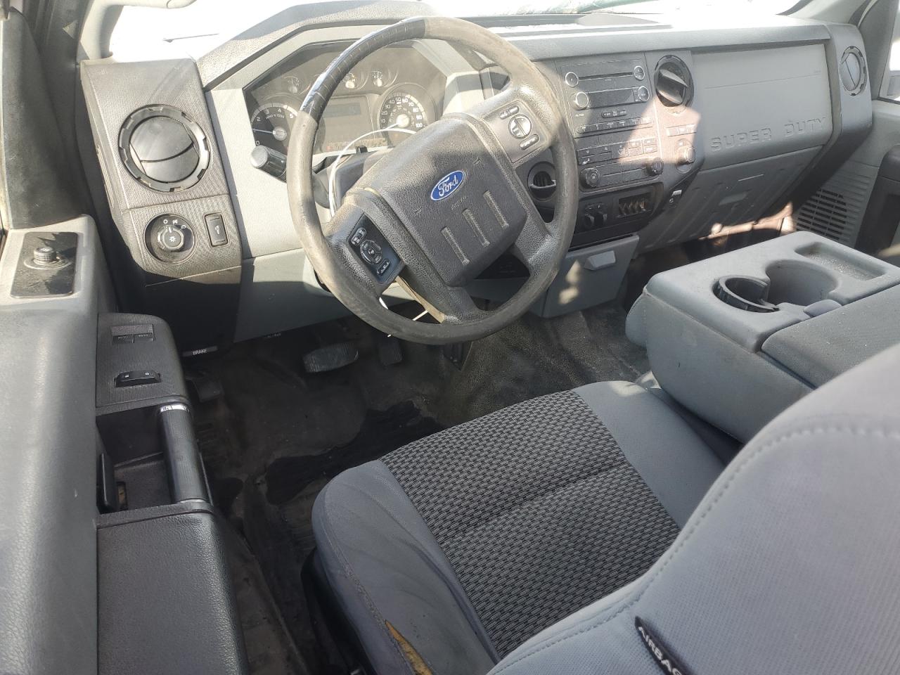 2015 Ford F250 - Image 8