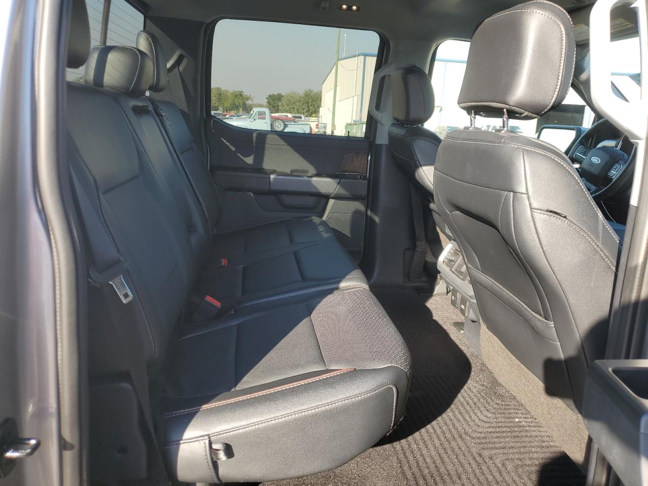 2022 Ford F-150 - Image 10