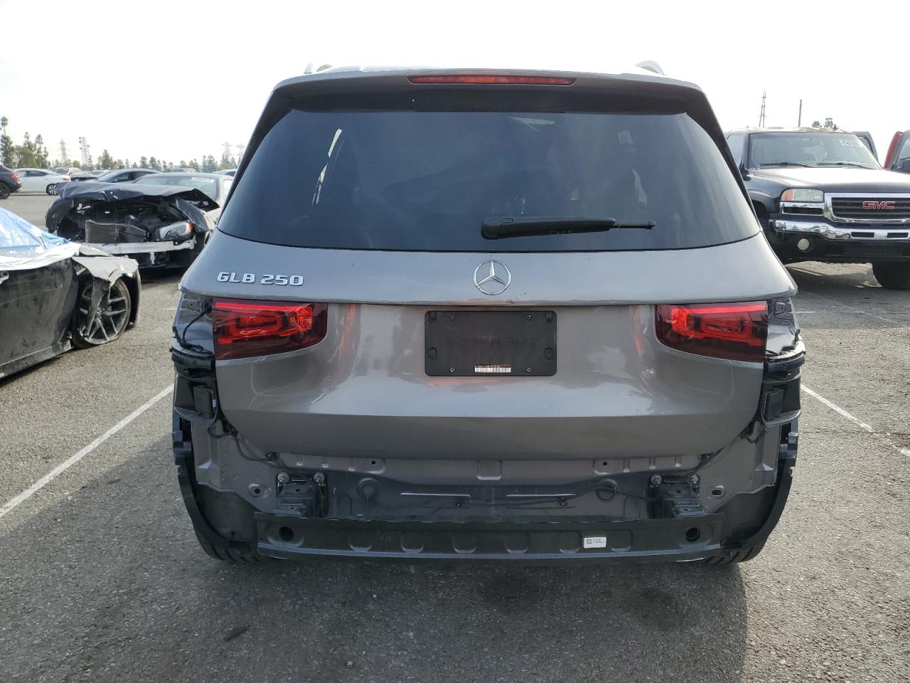2020 Mercedes-Benz GLB - Image 6