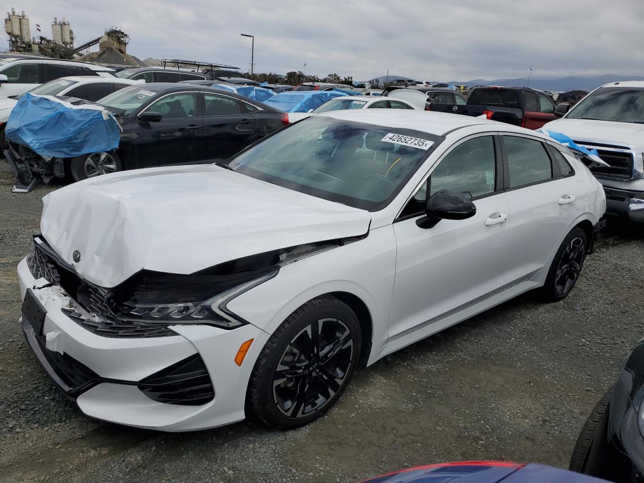 2021 Kia K5 - Image 1