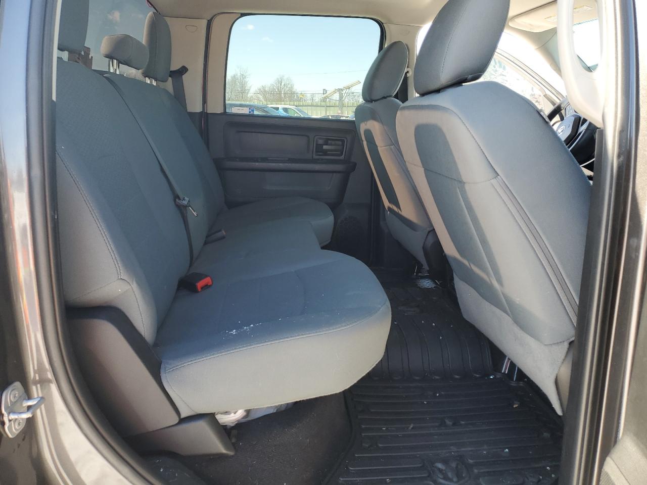 2018 RAM 2500 - Image 10