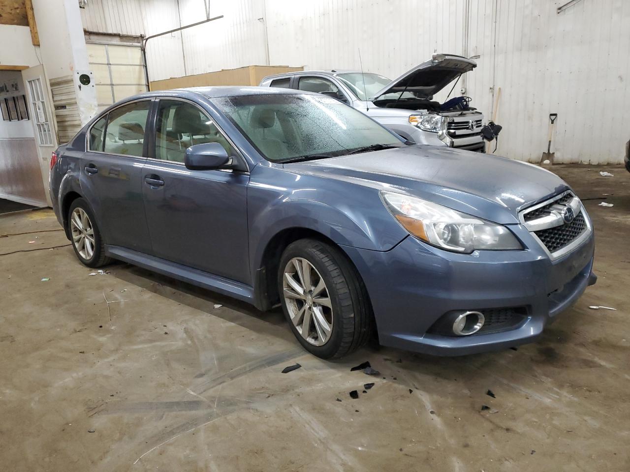 VIN 4S3BMCK62D3040911 2013 SUBARU LEGACY no.4