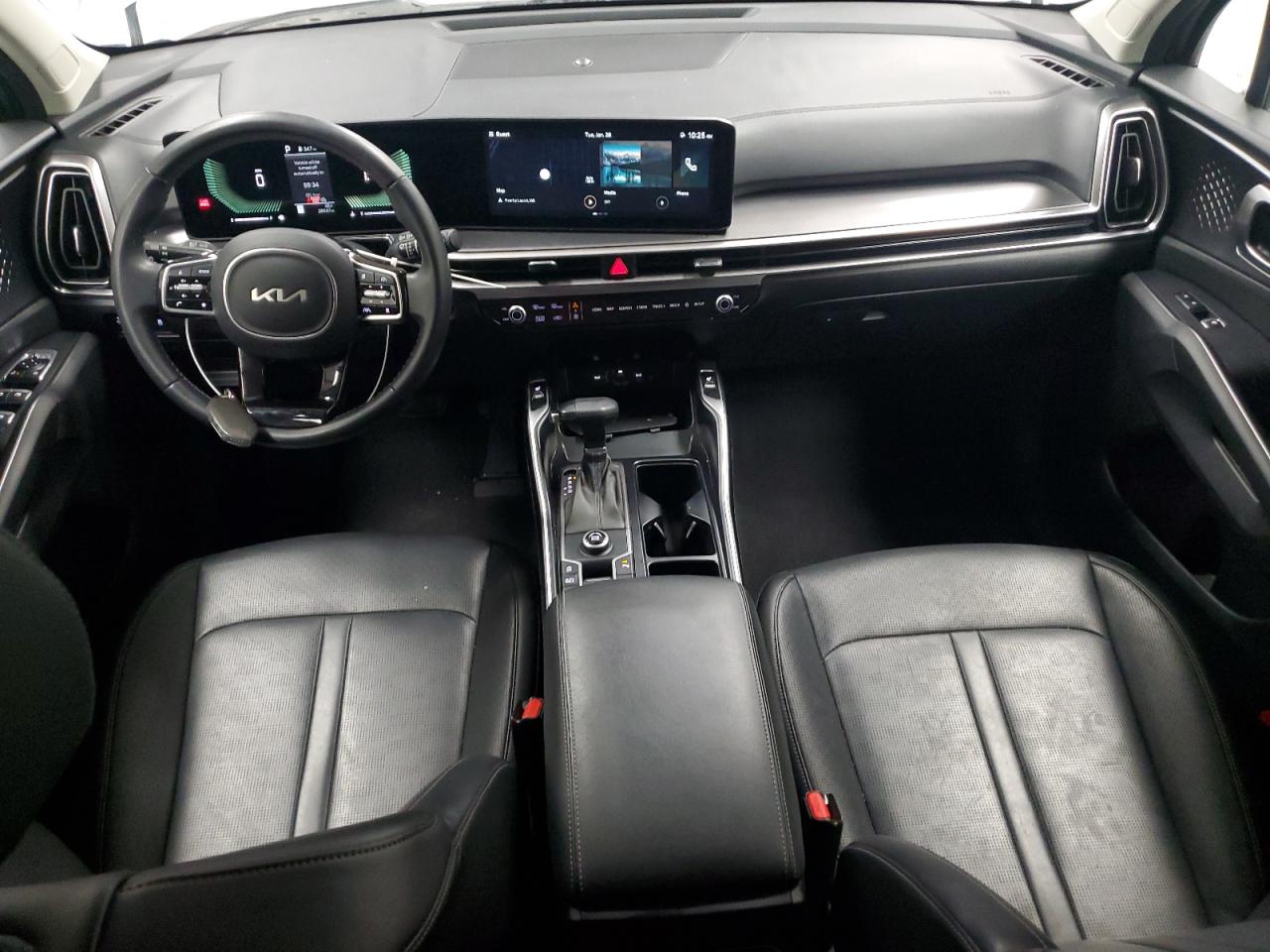 2024 Kia Sorento - Image 8