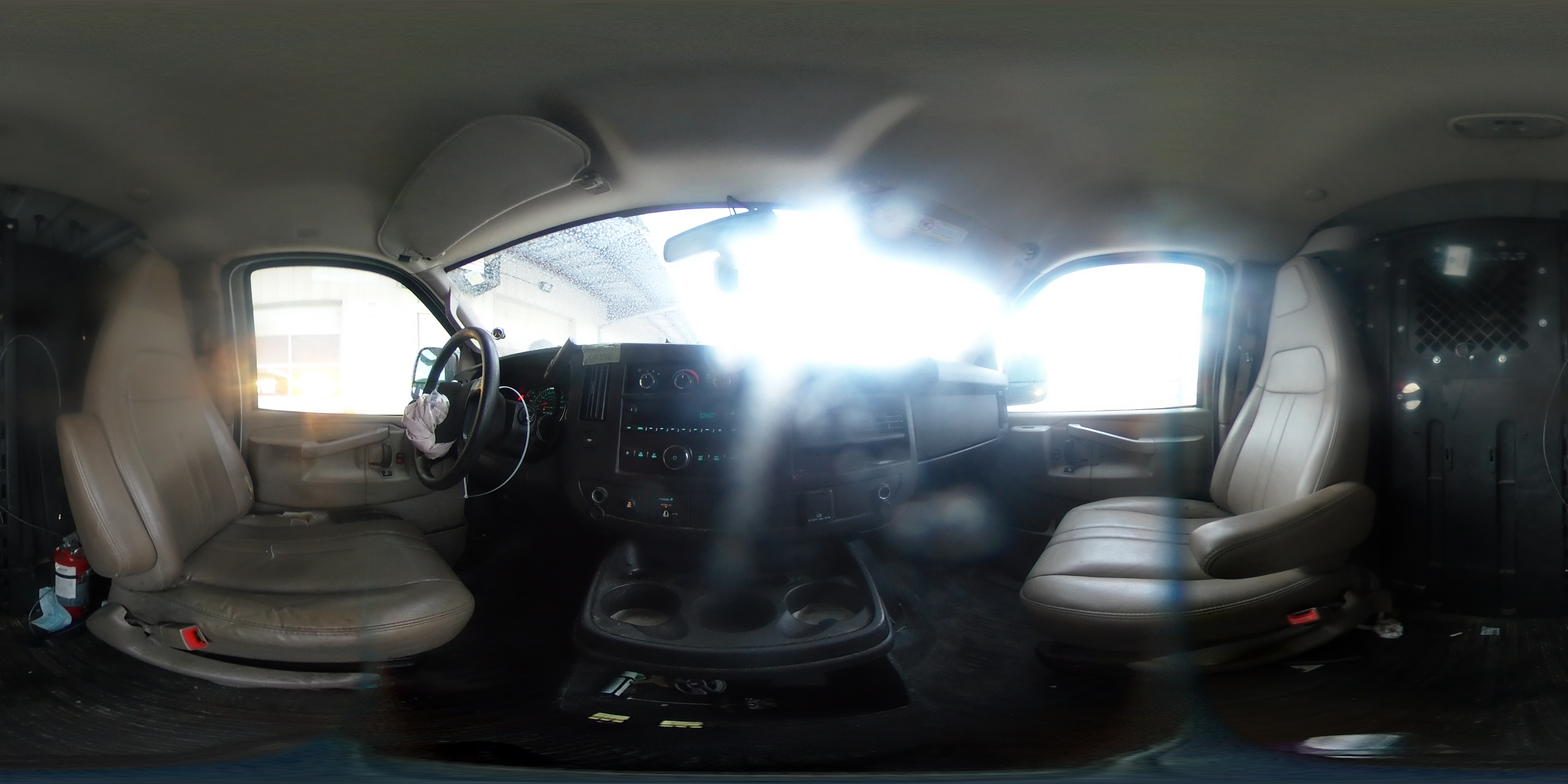2016 Chevrolet Express - Image 13