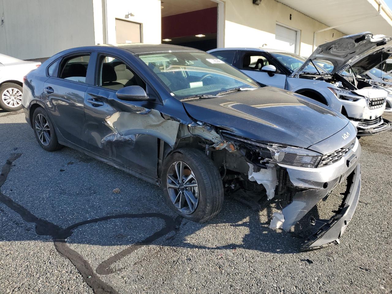 2024 Kia Forte - Image 4