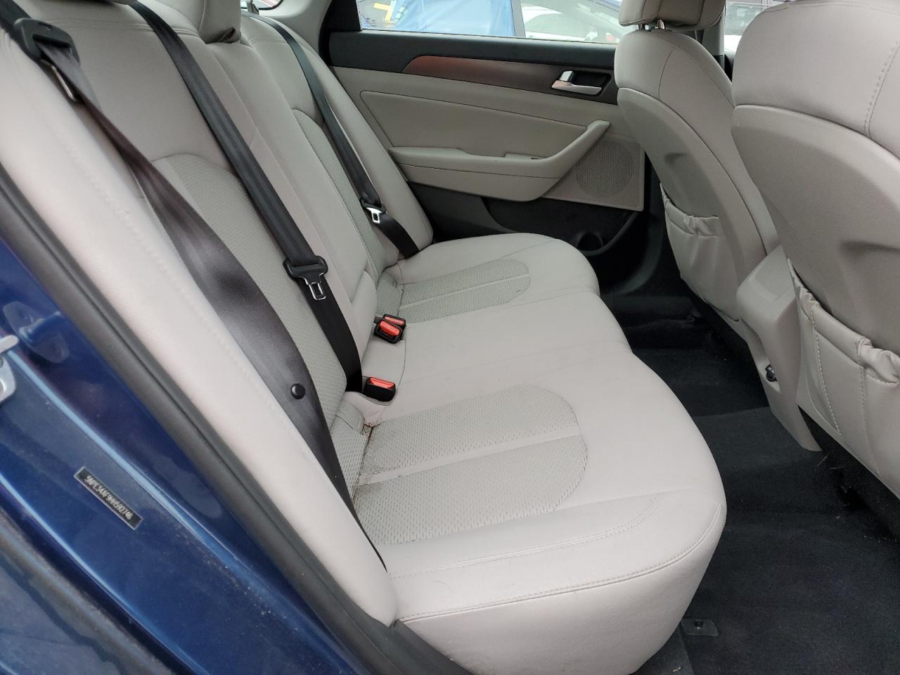 2017 Hyundai Sonata - Image 10