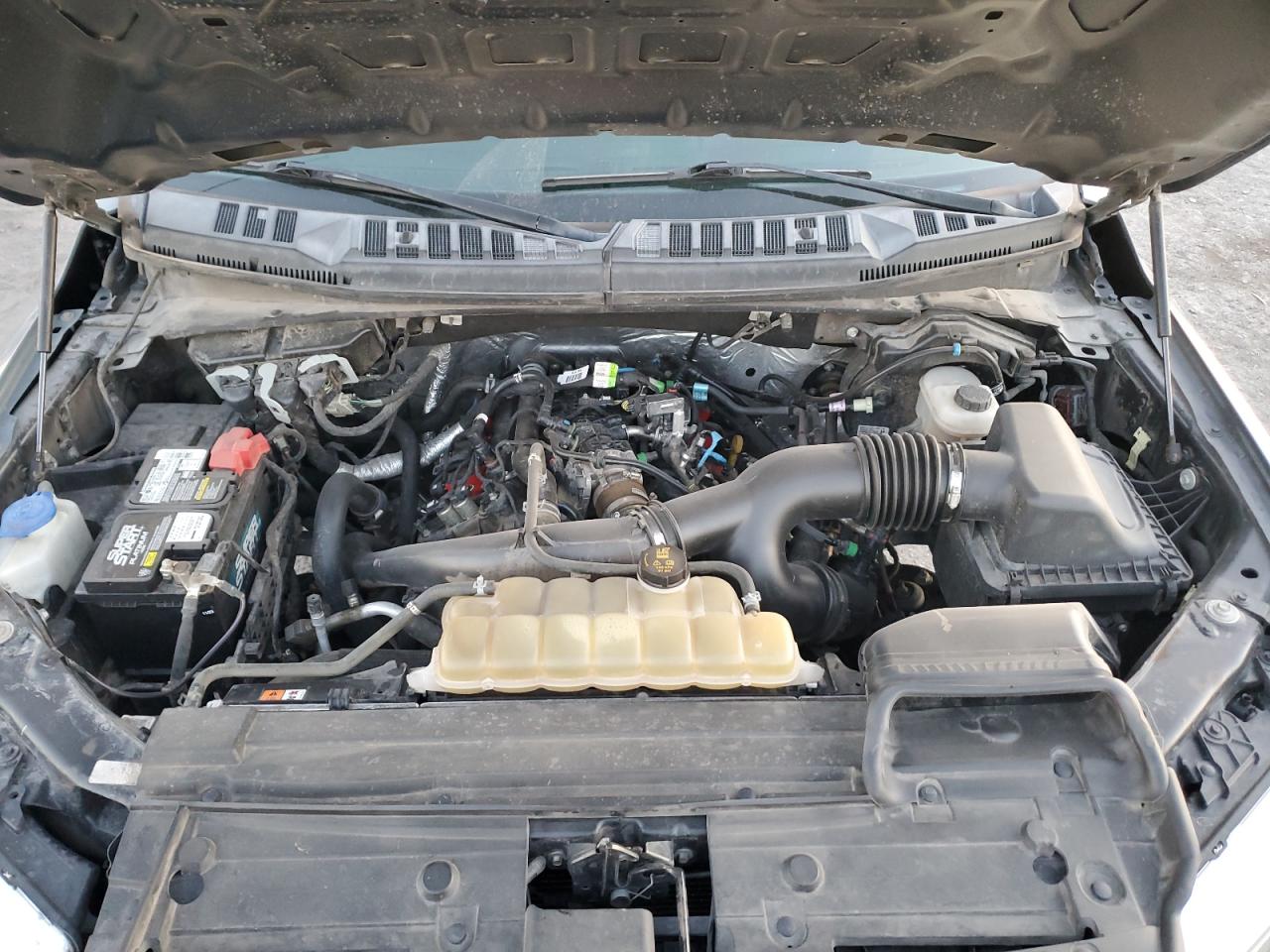2019 Ford F-150 - Image 12