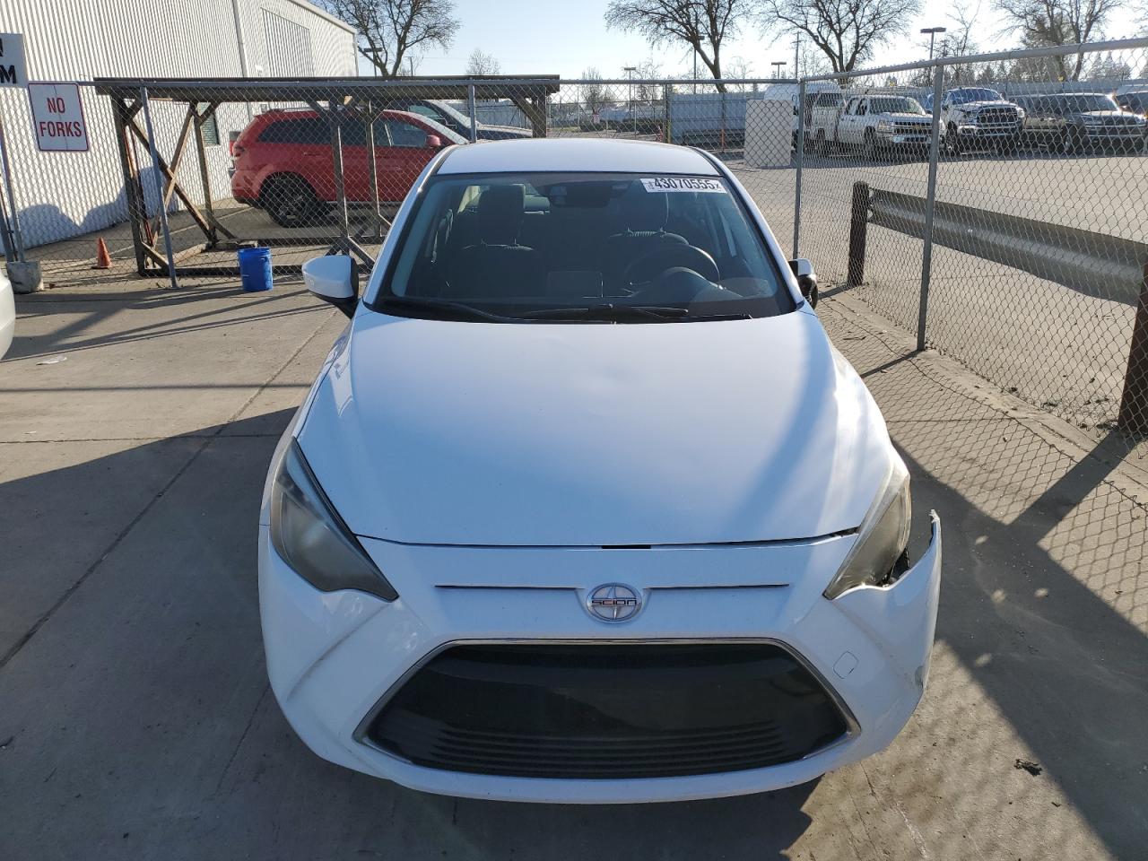 2016 Toyota iA - Image 5