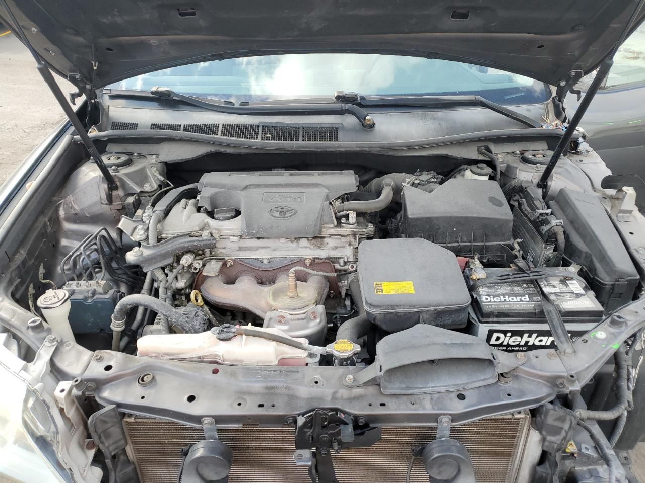 2013 Toyota Camry - Image 11