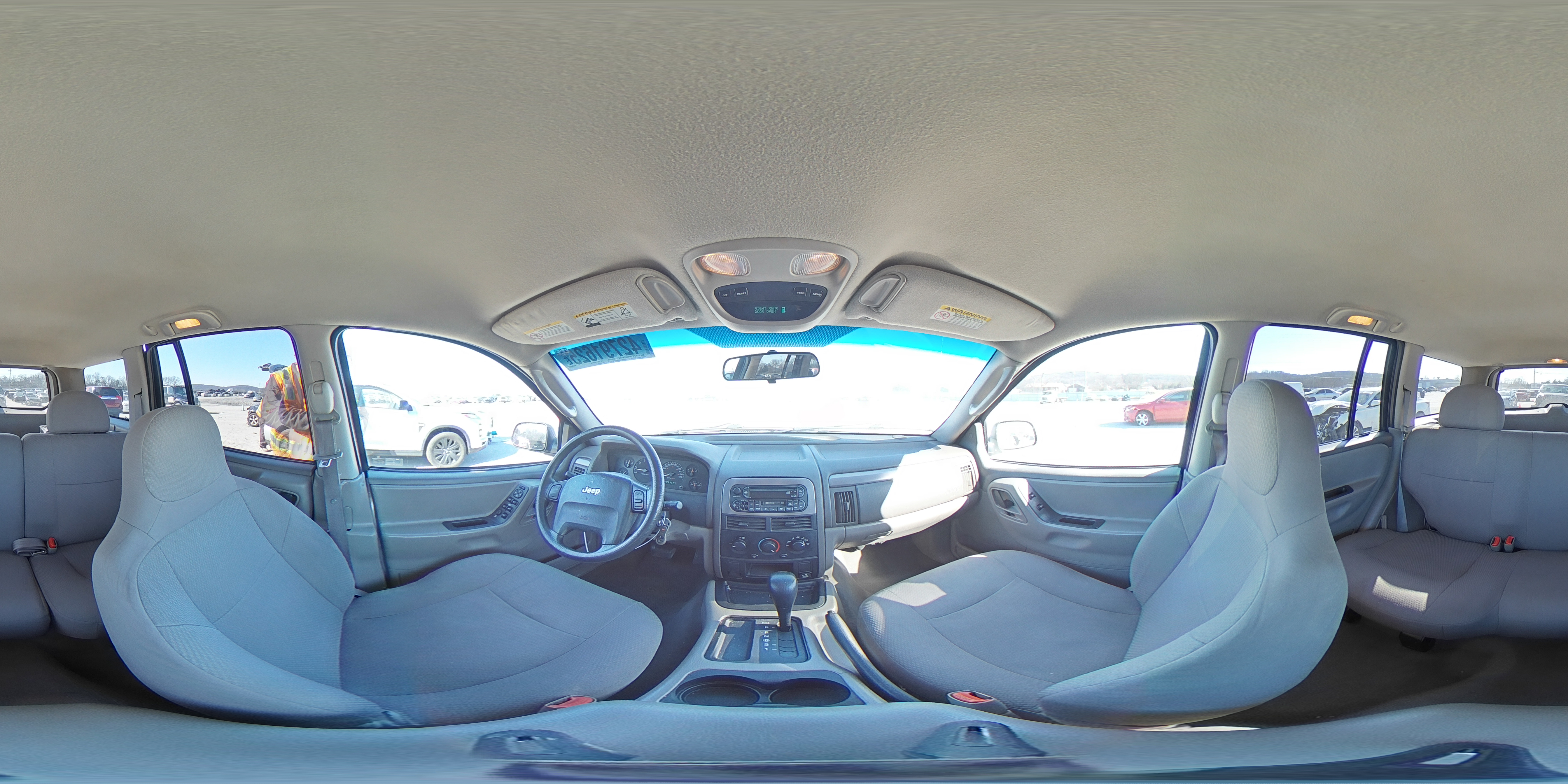 2004 Jeep Grand Cherokee - Image 14