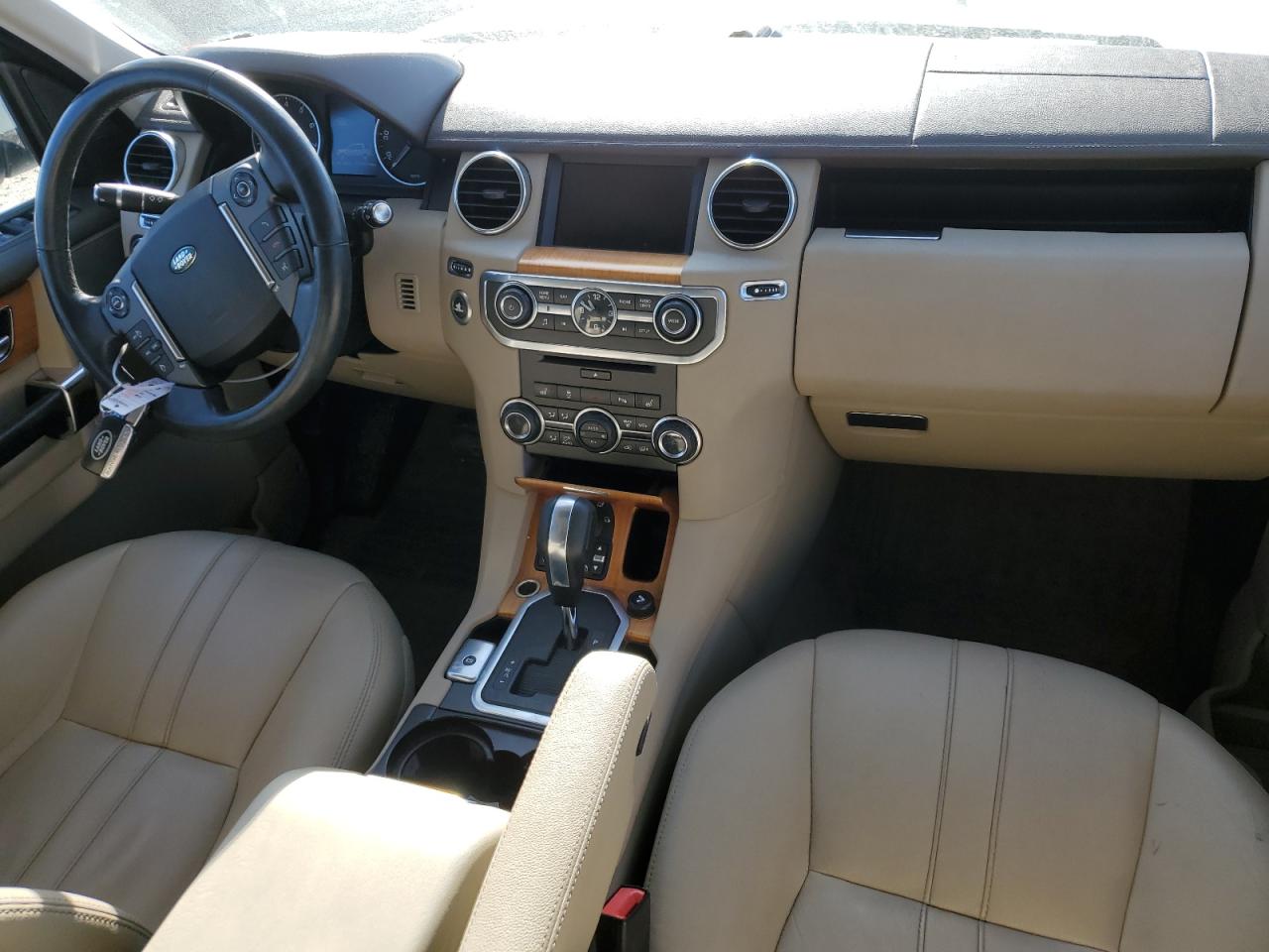 2013 Land Rover LR4 - Image 8