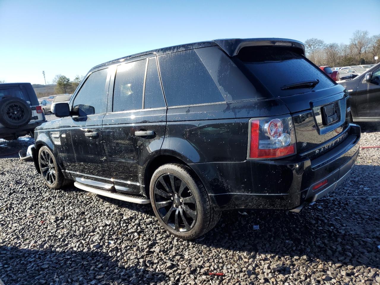 2010 Land Rover Range Rover - Image 2